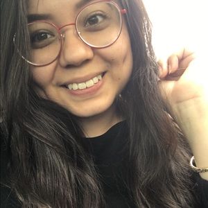 Meet your Posher, Lili